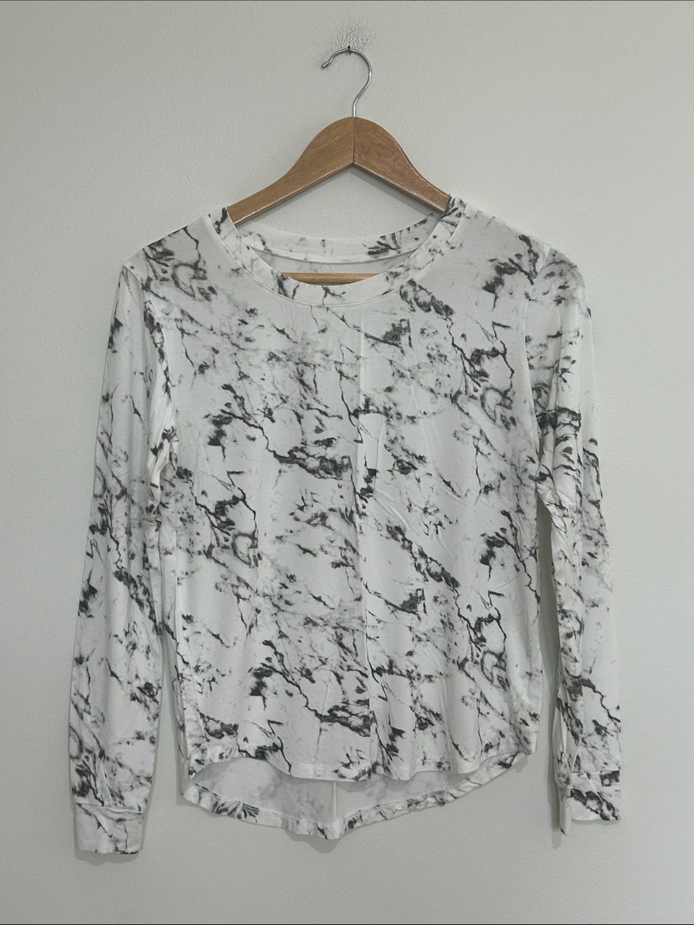 Kyte BABY Women’s‎ Marble-Print Long Sleeve Top Size Small EUC